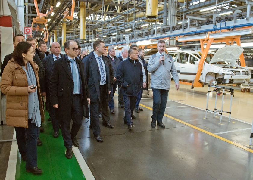 На АВТОВАЗе обсудили перспективы развития рынка газомоторного топлива